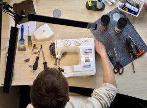 Best Mechanical Sewing Machine for Beginners