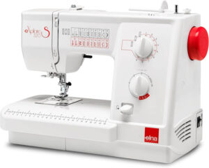 Comparison chart of 7 best sewing machines between $300 and $500 including Singer Janome Bernette Necchi and Elna